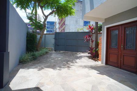 Casa à venda com 325m², 5 quartos e 10 vagasPatio 