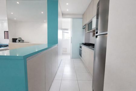 Cozinha de apartamento à venda com 3 quartos, 70m² em Bussocaba, Osasco