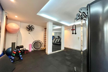 Apartamento para alugar com 65m², 2 quartos e 1 vagaÁrea comum - Academia