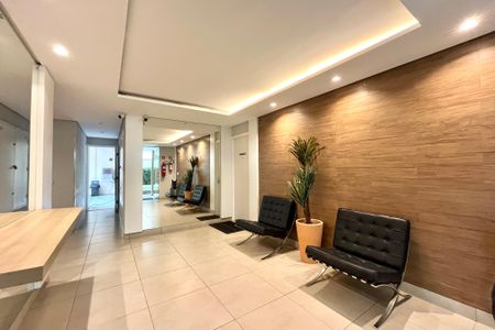 Apartamento para alugar com 65m², 2 quartos e 1 vagaHall social