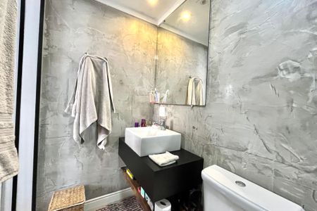 Apartamento para alugar com 65m², 2 quartos e 1 vagaBanheiro da Suíte