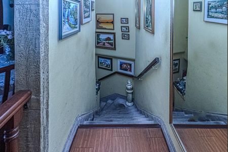 Casa à venda com 100m², 4 quartos e sem vagahall social