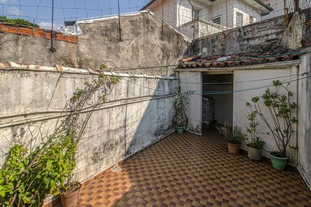 Casa à venda com 100m², 4 quartos e sem vagaquintal_1