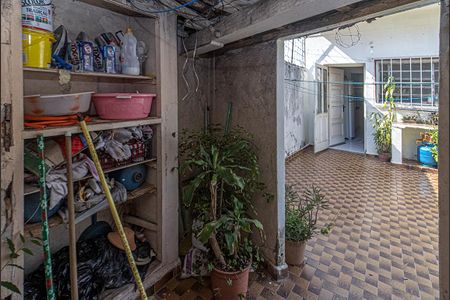 Casa à venda com 100m², 4 quartos e sem vagaárea de serviço coberta_4