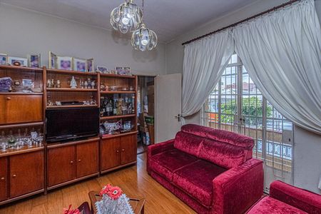 Casa à venda com 100m², 4 quartos e sem vagasala_2