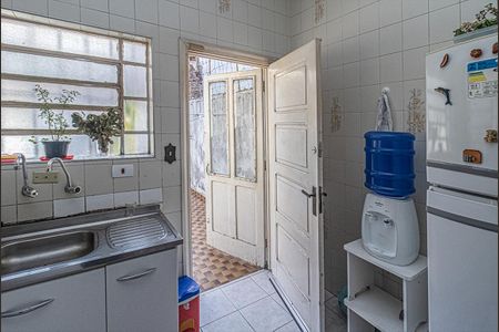 Casa à venda com 100m², 4 quartos e sem vagacozinha_2