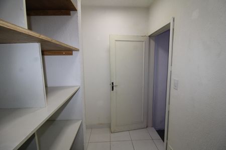 Casa à venda com 369m², 6 quartos e 2 vagasQuarto 1