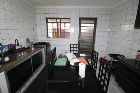 Casa à venda com 369m², 6 quartos e 2 vagasCozinha