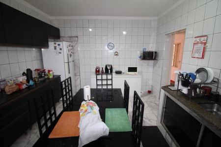 Casa à venda com 369m², 6 quartos e 2 vagasCozinha