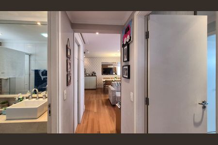 Apartamento à venda com 78m², 2 quartos e 1 vagaCorredor