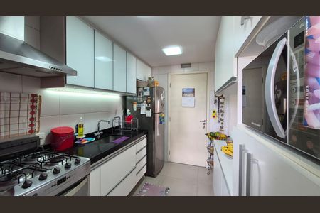 Apartamento à venda com 78m², 2 quartos e 1 vagaCozinha