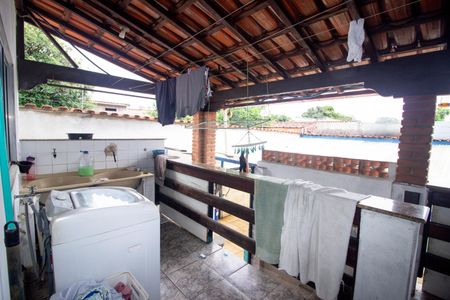 Casa para alugar com 360m², 4 quartos e 5 vagasÁrea de Serviço