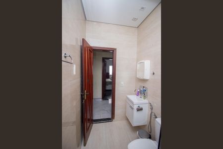 Casa para alugar com 360m², 4 quartos e 5 vagasBanheiro Social