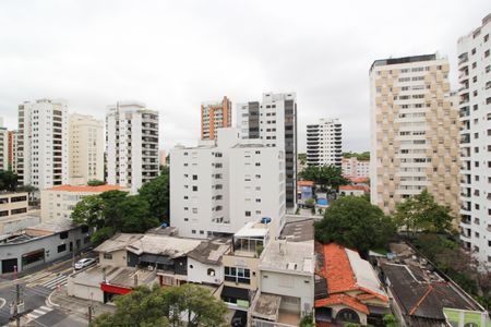 Apartamento à venda com 227m², 4 quartos e 4 vagas Apartamento à venda com 227m², 4 quartos e 4 vagasVista