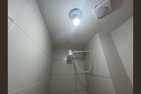 Apartamento para alugar com 41m², 2 quartos e sem vagaBanheiro 