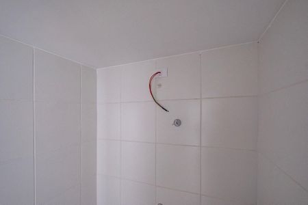 Banheiro de kitnet/studio à venda com 1 quarto, 25m² em Pinheiros, São Paulo