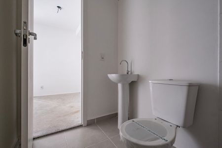 Banheiro de kitnet/studio à venda com 1 quarto, 25m² em Pinheiros, São Paulo