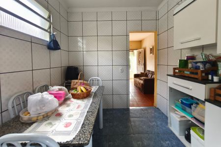 Casa à venda com 60m², 2 quartos e 4 vagasCozinha