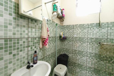 Banheiro de casa para alugar com 2 quartos, 60m² em Jardim Leonor, Campinas