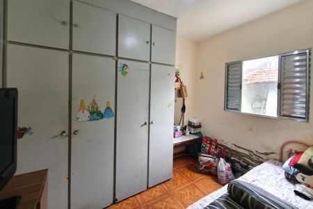 Casa à venda com 60m², 2 quartos e 4 vagasQuarto 2