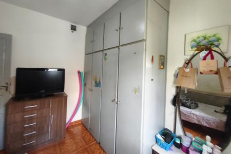 Casa à venda com 60m², 2 quartos e 4 vagasQuarto 2