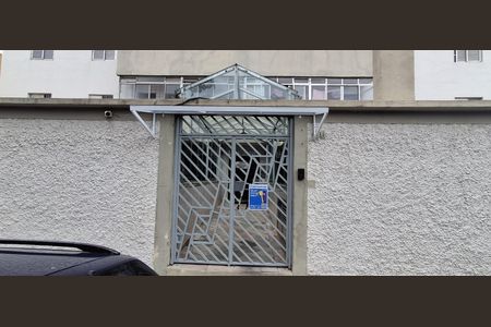 Apartamento para alugar com 66m², 2 quartos e 1 vaga Apartamento para alugar com 66m², 2 quartos e 1 vagaFachada