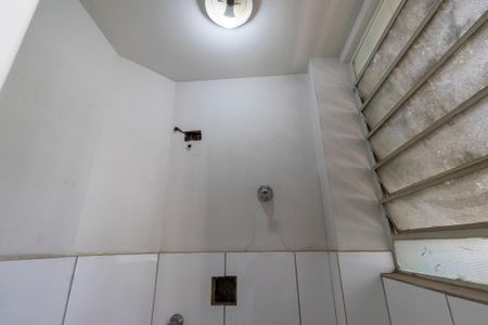 Apartamento à venda com 74m², 2 quartos e sem vagaBanheiro de serviço