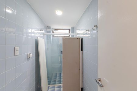 Apartamento para alugar com 70m², 2 quartos e 1 vaga Apartamento para alugar com 70m², 2 quartos e 1 vagaBanheiro