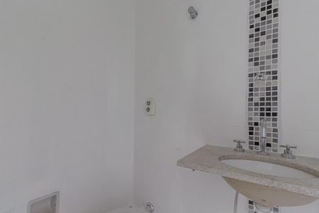Apartamento para alugar com 70m², 2 quartos e 1 vaga Apartamento para alugar com 70m², 2 quartos e 1 vagaBanheiro de serviço