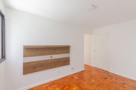 Sala de apartamento para alugar com 2 quartos, 70m² em Indianópolis, São Paulo