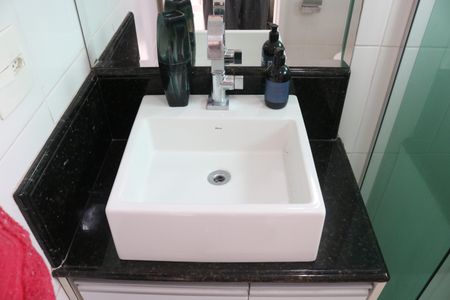 Apartamento à venda com 61m², 2 quartos e 1 vagaBanheiro da Suíte