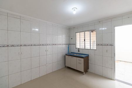 Casa para alugar com 110m², 3 quartos e 2 vagasCozinha 