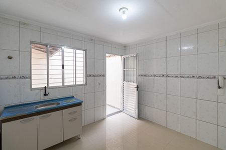 Casa para alugar com 110m², 3 quartos e 2 vagasCozinha 