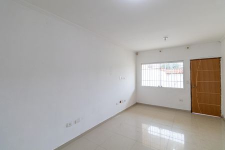 Casa para alugar com 110m², 3 quartos e 2 vagasSala