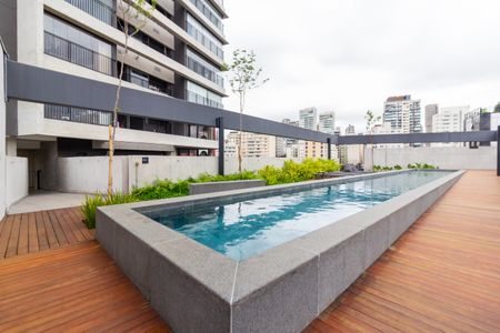 Apartamento à venda com 134m², 3 quartos e 2 vagas Apartamento à venda com 134m², 3 quartos e 2 vagasÁrea comum - Piscina