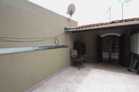 Casa à venda com 92m², 2 quartos e 1 vaga