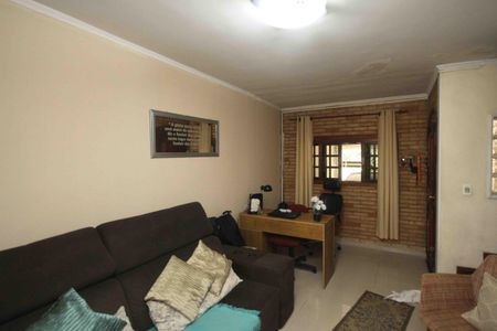 Casa à venda com 92m², 2 quartos e 1 vaga