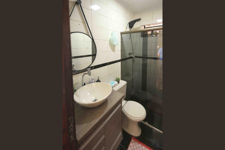 Casa à venda com 92m², 2 quartos e 1 vaga