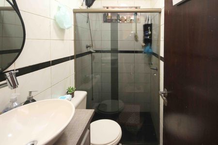 Casa à venda com 92m², 2 quartos e 1 vaga