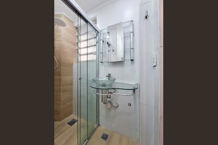Apartamento à venda com 77m², 2 quartos e sem vagaBanheiro