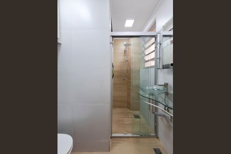 Apartamento à venda com 77m², 2 quartos e sem vagaBanheiro