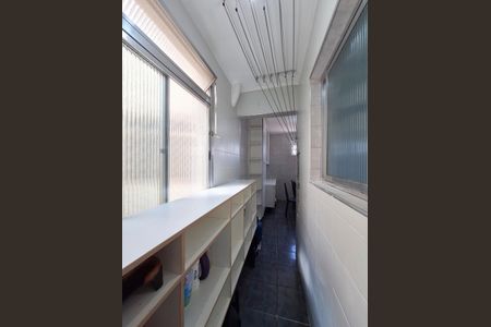 Apartamento à venda com 77m², 2 quartos e sem vagaÁrea de Serviço