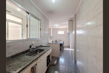 Apartamento à venda com 77m², 2 quartos e sem vagaCozinha
