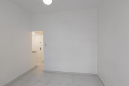 Quarto de kitnet/studio para alugar com 1 quarto, 30m² em Copacabana, Rio de Janeiro