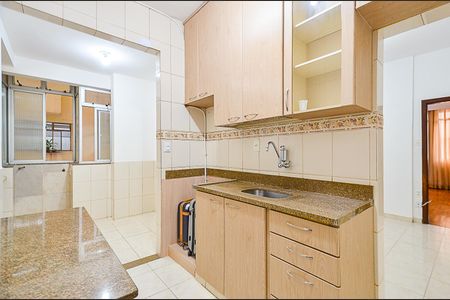 Apartamento para alugar com 94m², 3 quartos e sem vaga Apartamento para alugar com 94m², 3 quartos e sem vagaCozinha