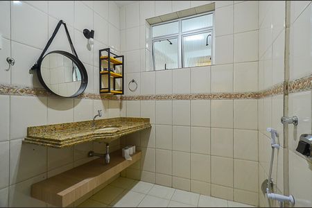 Apartamento para alugar com 94m², 3 quartos e sem vaga Apartamento para alugar com 94m², 3 quartos e sem vagaBanheiro