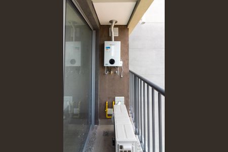 Varanda de kitnet/studio à venda com 1 quarto, 24m² em Vila Cordeiro, São Paulo