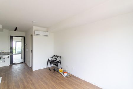 Quarto de kitnet/studio à venda com 1 quarto, 24m² em Vila Cordeiro, São Paulo