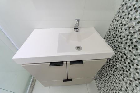 Banheiro de kitnet/studio à venda com 1 quarto, 35m² em Bela Vista, São Paulo