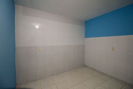 Quarto de casa para alugar com 1 quarto, 70m² em Vila Antonieta, São Paulo